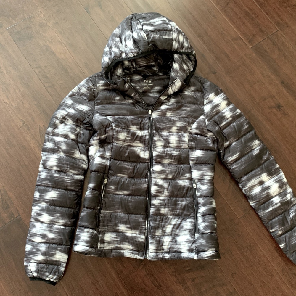 TNA Puffer